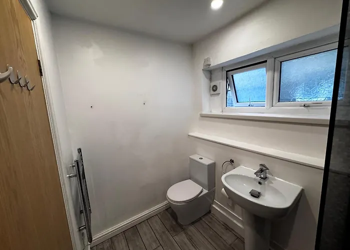 Modern 1 Bedroom شقة *